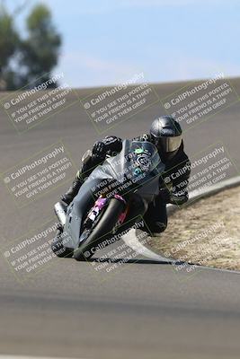 media/Sep-21-2025-TrackDaz (Sun) [[277c75b276]]/B Group/1220pm (Turn 2)/